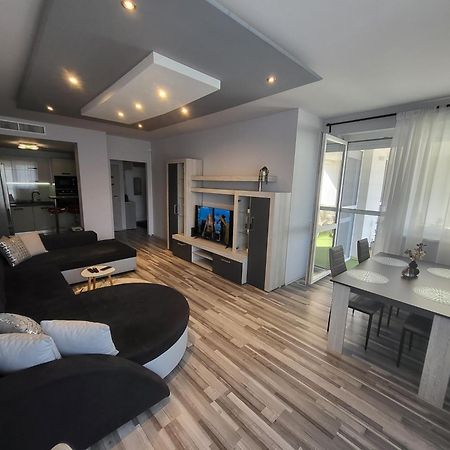 Montana Apartman Мисколк Екстериор снимка