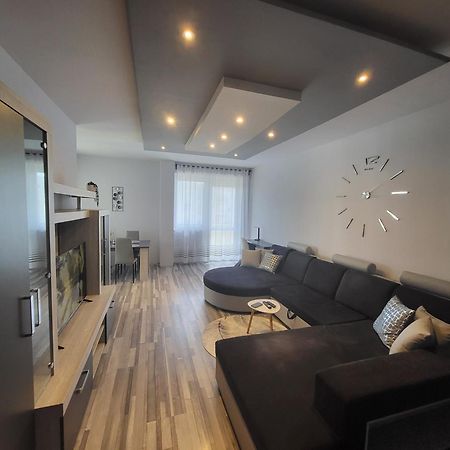 Montana Apartman Мисколк Екстериор снимка
