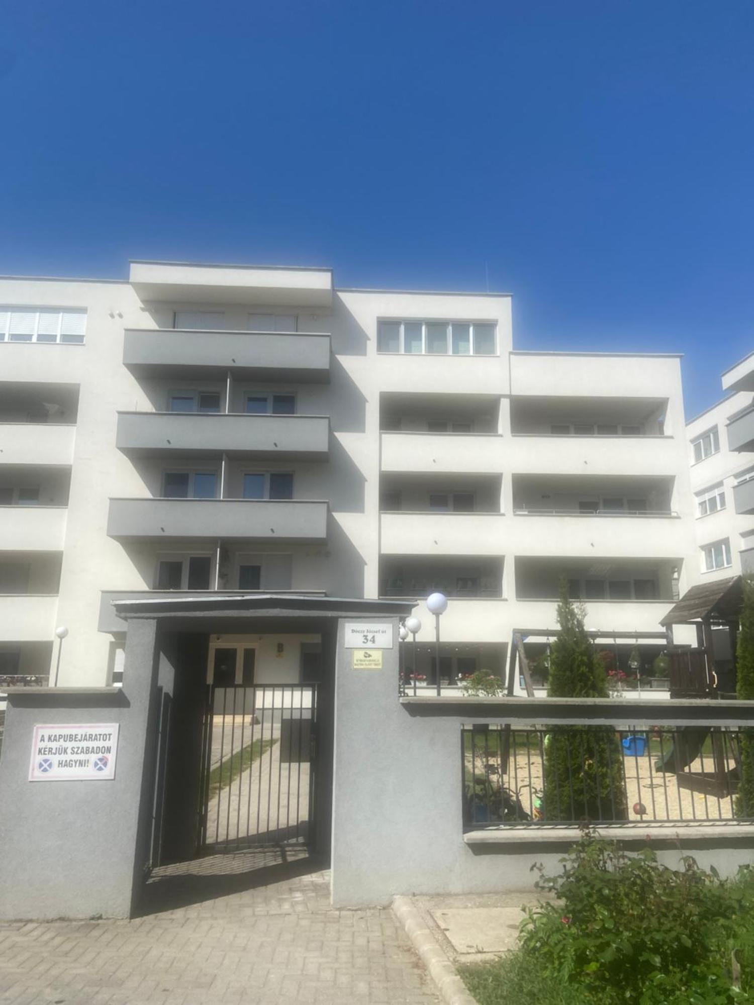 Montana Apartman Мисколк Екстериор снимка